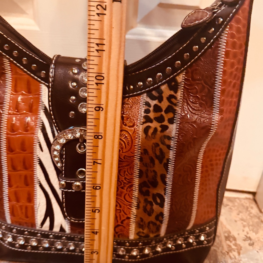 Fabulous Multicolor Animal Print Rhinestone Studded Shoulder Bag! - Picture 6 of 16